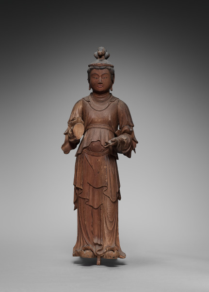 Kamakura standing wooden Batō Kannon, early 1300s, 82.6 cm. Calm bodhisattva face with a small horse head atop the hair-knot — the one-face two-arm variant.