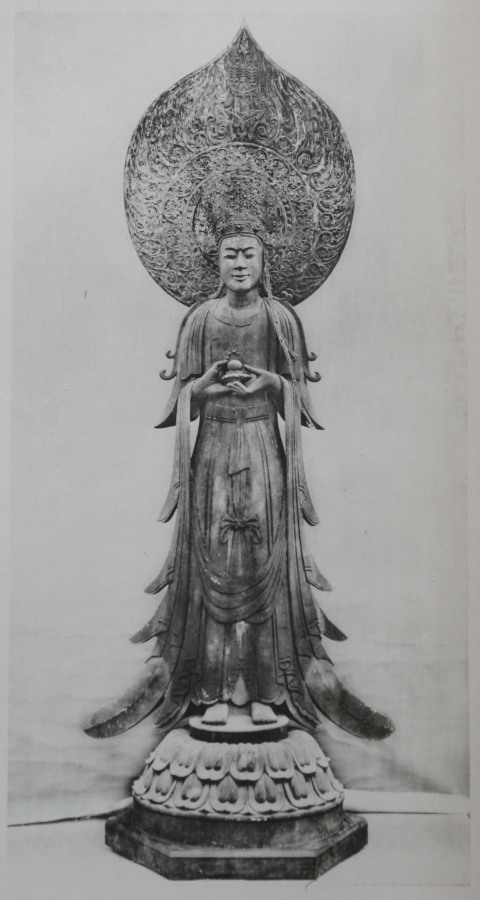 Hōryū-ji Yumedono Guze Kannon, Asuka, single-block camphor wood with gilding, c. 180 cm. Standing figure holding a hōju jewel at the chest with both hands.